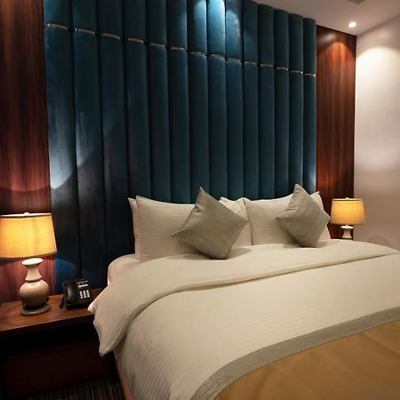 Beach Time Villas Hotel Джеда Екстериор снимка