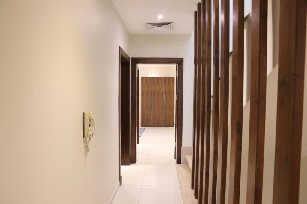 Beach Time Villas Hotel Джеда Екстериор снимка
